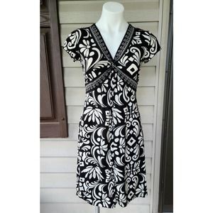 Apt. 9  Black & off white Multi pattern Dress Womens Small